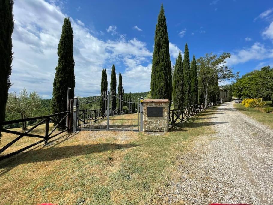 Luxury 1-Bedroom House With The Pool In Tuscany. Ангиари Екстериор снимка