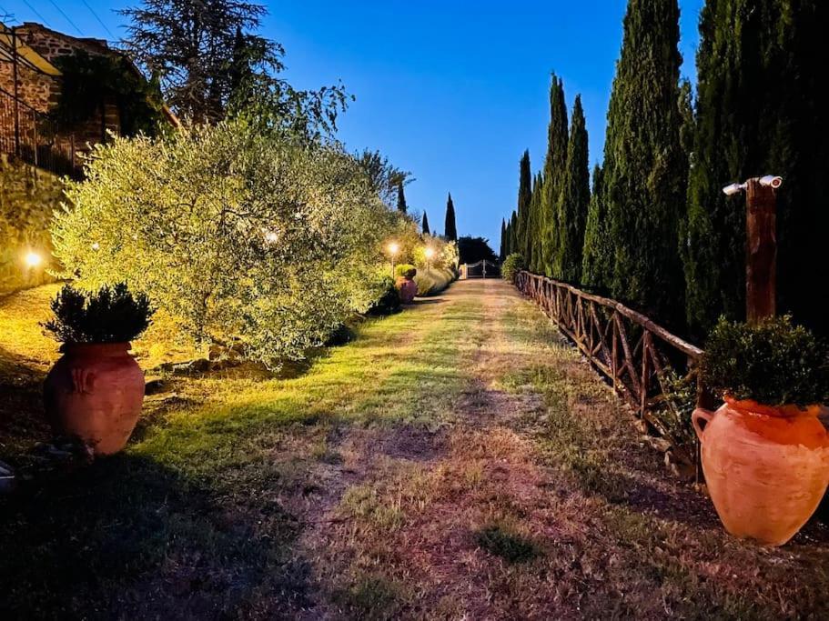 Luxury 1-Bedroom House With The Pool In Tuscany. Ангиари Екстериор снимка